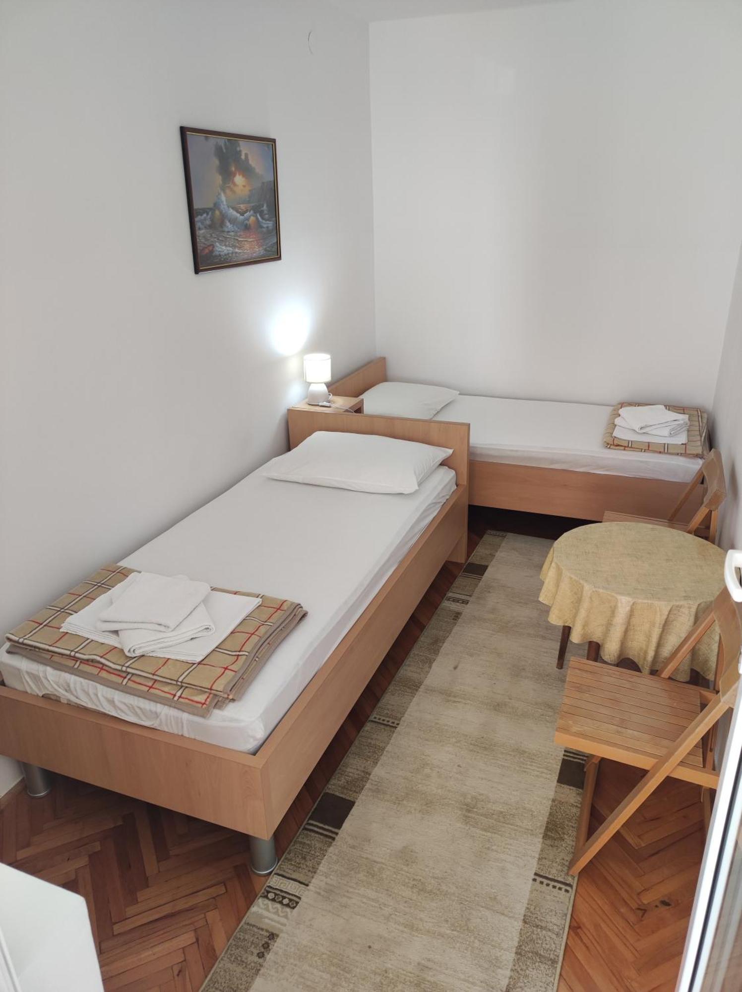 Apartmani Totic ซริกเวนิซา ภายนอก รูปภาพ