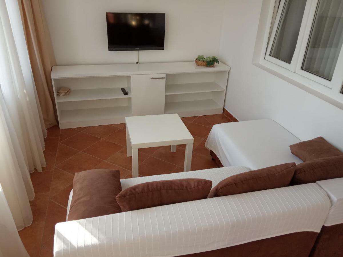 Apartmani Totic ซริกเวนิซา ภายนอก รูปภาพ